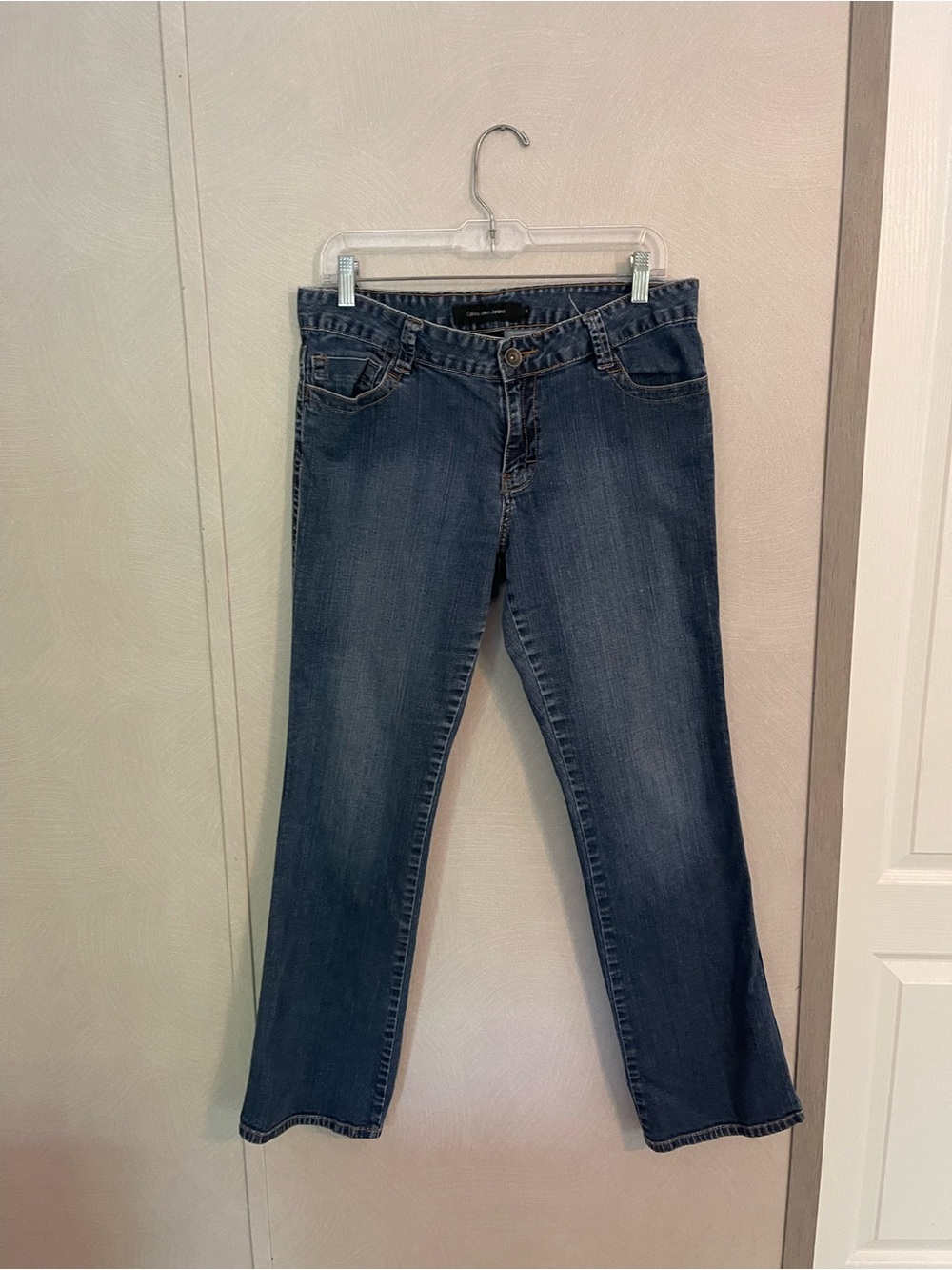 Calvin Klein Jeans Size 12 Straight Leg Dark Wash Mid-Rise